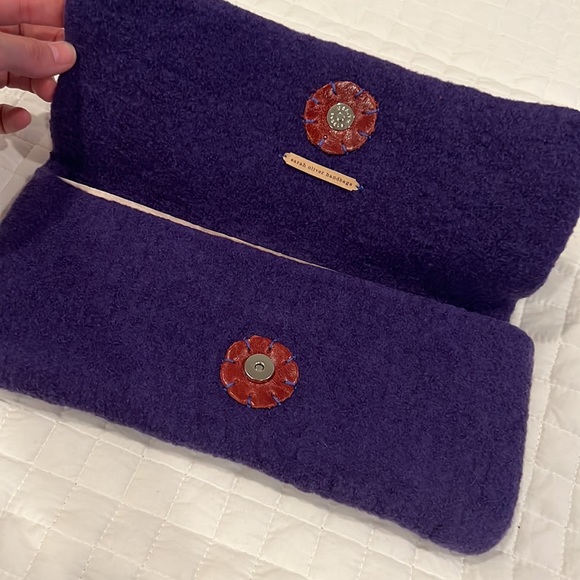 Sarah Oliver Purple Wool Clutch- New - Picture 2 of 3